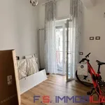 Affitto 5 camera appartamento di 10 m² in Roma