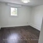 Rent 4 bedroom house in Toronto