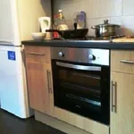 Rent 4 bedroom flat in West Midlands