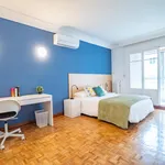 Alquilar 5 dormitorio apartamento en Madrid