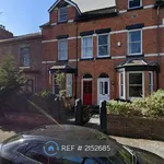 Rent 6 bedroom house in North West England