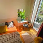 Rent a room of 220 m² in Madrid