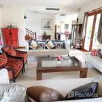 Rent 5 bedroom house of 650 m² in Phuket