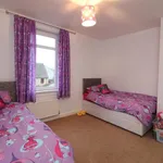 Rent 3 bedroom flat in Scotland