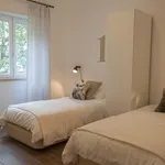 Rent 3 bedroom apartment in Lisbon