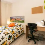 Rent a room of 65 m² in granada