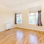 Flat to rent in London Road, Burpham, Guildford GU4