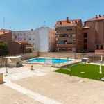 Rent 5 bedroom apartment in Madrid