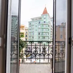 Rent a room of 194 m² in lisbon