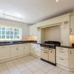 Rent 5 bedroom house in Sevenoaks