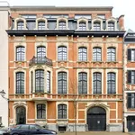 Rent 3 bedroom apartment in Saint-Gilles