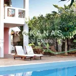 Rent 4 bedroom house of 290 m² in Πηγαδάκια