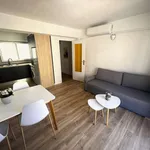 Rent a room of 100 m² in valencia