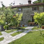 Rent 10 bedroom apartment of 240 m² in Cortona