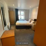 Rent 2 bedroom apartment in Yorkshire And The Humber