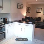 Rent 2 bedroom flat in Yorkshire And The Humber