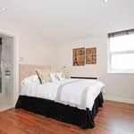 Rent 3 bedroom flat in London