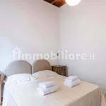 Rent 4 bedroom apartment of 95 m² in Florence