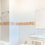 Alquilo 3 dormitorio apartamento de 200 m² en Sevilla