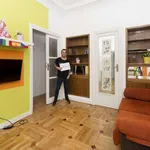 Rent a room of 150 m² in madrid