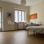 Rent 3 bedroom apartment of 90 m² in Turin