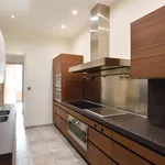 Maison de 218 m² avec 7 chambre(s) en location à Marseille