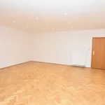 Miete 4 Schlafzimmer wohnung von 134 m² in Hainichen