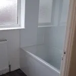 Rent 3 bedroom flat in Yorkshire And The Humber