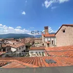 Affitto 7 camera appartamento di 180 m² in Bassano del Grappa