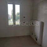 Rent 3 bedroom apartment of 100 m² in Sarmato