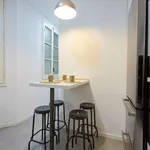 Rent 2 bedroom apartment of 140 m² in barcelona