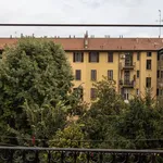 Rent 3 bedroom apartment in Milan