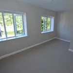 Rent 2 bedroom apartment in Horsham