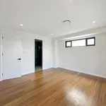 Rent 4 bedroom house in Girraween