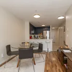 Appartement de 753 m² avec 1 chambre(s) en location à North Vancouver