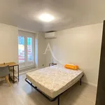 Appartement de 46 m² avec 3 chambre(s) en location à NICE