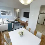 Appartement de 1011 m² avec 2 chambre(s) en location à Toronto