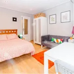 Alquilar 4 dormitorio apartamento en Valencia