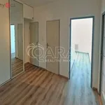 Pronajměte si 3 ložnic/e byt o rozloze 53 m² v Beroun