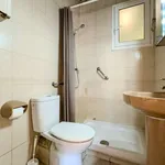 Rent 3 bedroom apartment of 70 m² in barcelona