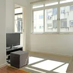 Rent a room of 150 m² in lisbon