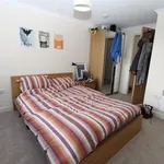 Rent 3 bedroom apartment in Yorkshire And The Humber