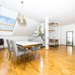 Rent 2 bedroom apartment of 71 m² in Praha 2 - Vinohrady