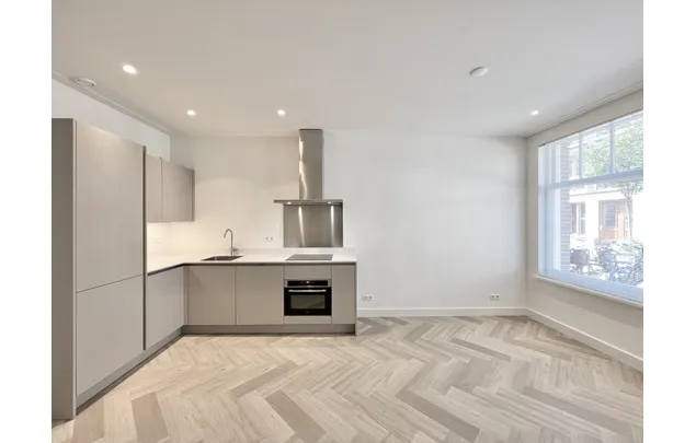 Huur 2 slaapkamer appartement van 58 m² in Amsterdam