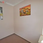 Pronajměte si 3 ložnic/e byt o rozloze 48 m² v Trhový Štěpánov