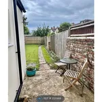 Rent 2 bedroom house in South East England