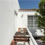 Rent 2 bedroom house of 77 m² in Quarteira