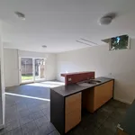 Rent 1 bedroom house in Oakleigh East