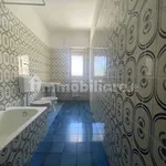 Rent 4 bedroom apartment of 130 m² in Andria