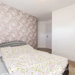 Rent 3 bedroom flat in Aberdeen